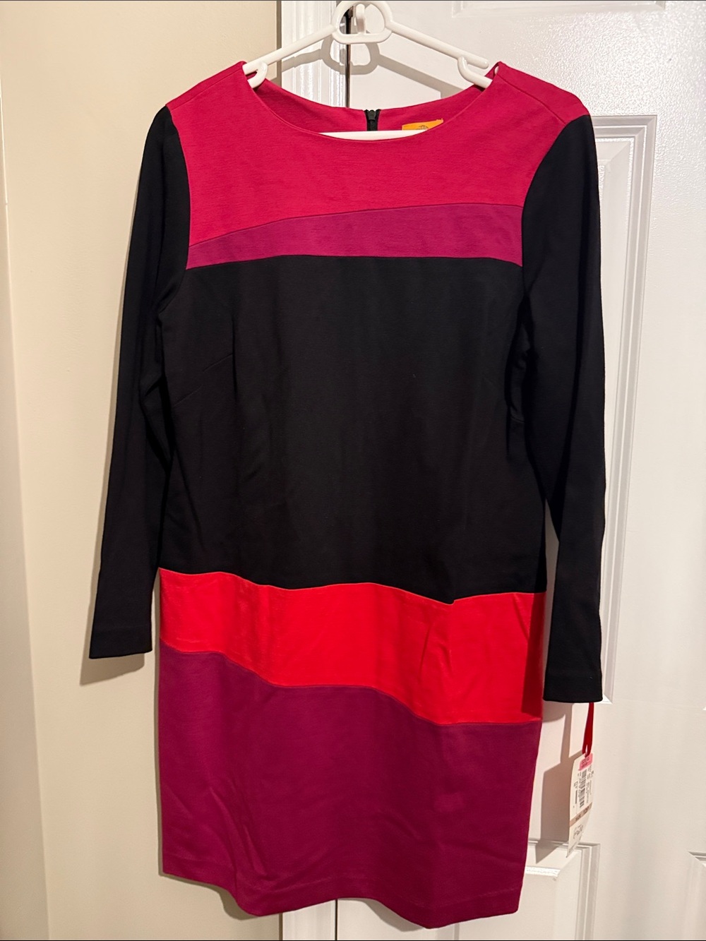 Ruby Rd. Colorblock Long Sleeve Shift Dress in Black, Red & Magenta